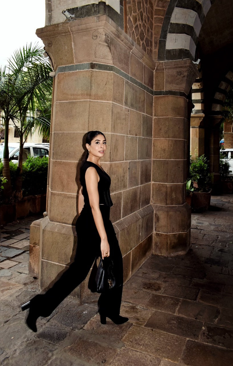 Trench Coat With Affair Corset Paired Up With High Waisted Pants - Black